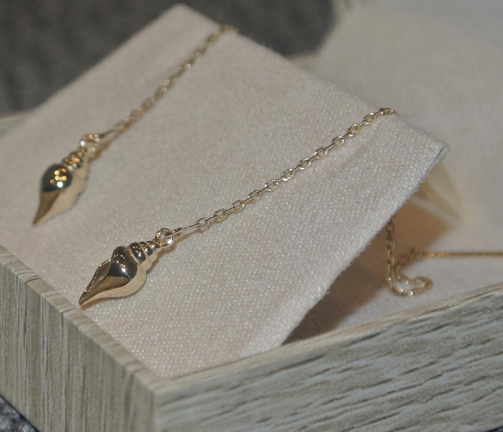 Spiral Seashell Ear Threaders / Gold Ear Threader Earrings / Gold Dangle Earring / Gold Hawaii Earrings