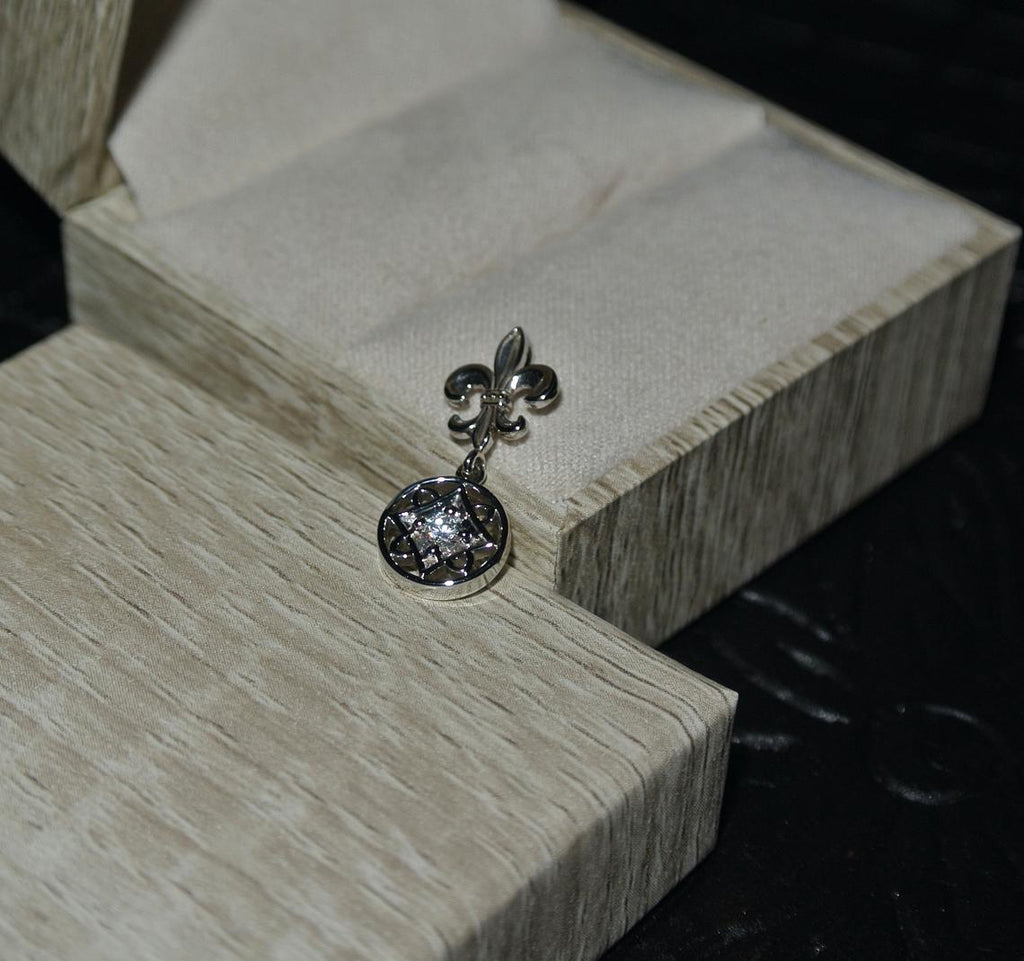 14k White gold Diamond Pendant / 3mm Diamond Pendant