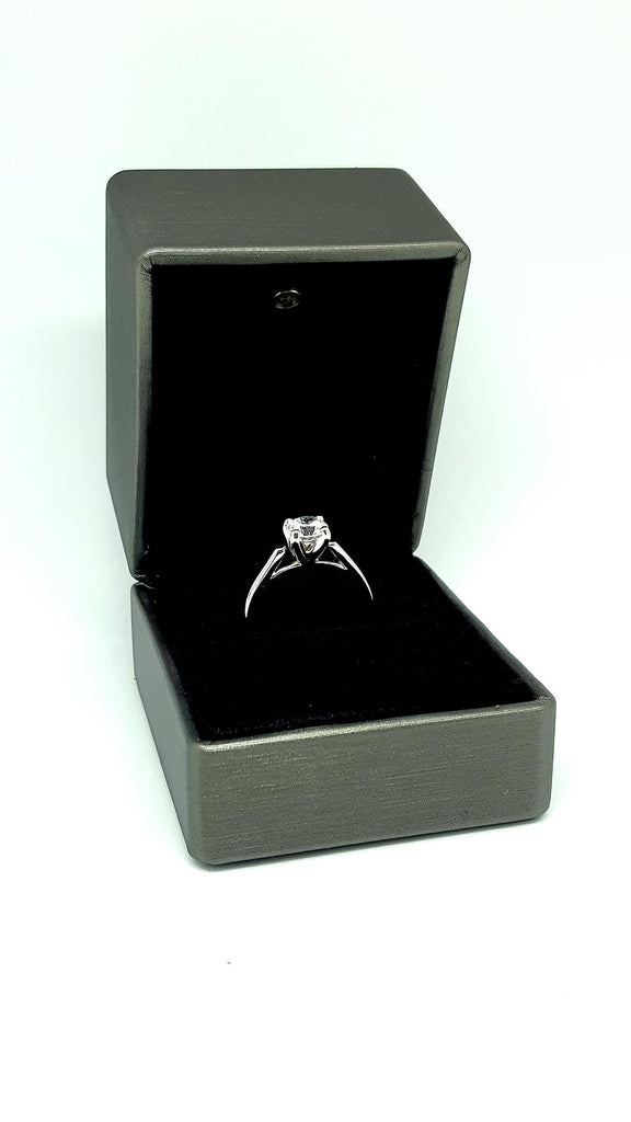 Solitaire Engagement Ring / 1.00 Carat Moissanite Solitaire/Bridal Ring