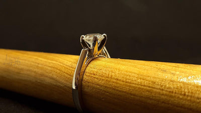 Solitaire Engagement Ring / 1.00 Carat Moissanite Solitaire/Bridal Ring